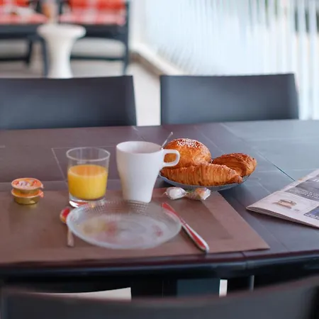 Avec Clim Et Terrasse *