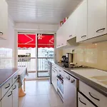 Apartment Avec Clim Et Terrasse Antibes