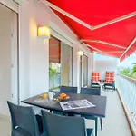 Apartment Avec Clim Et Terrasse *