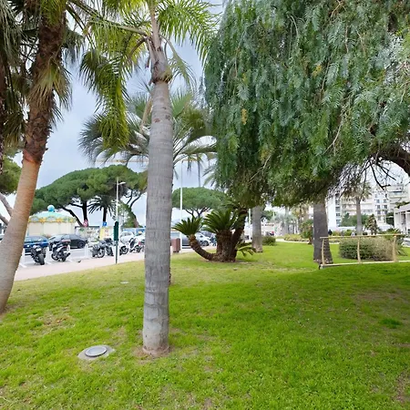 Avec Clim Et Terrasse