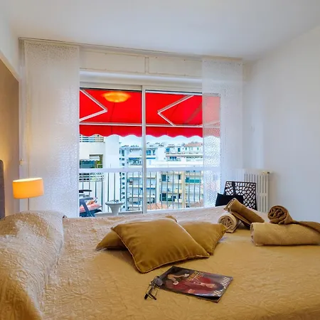 Avec Clim Et Terrasse