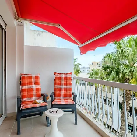 Appartement Appartement avec clim et terrasse *