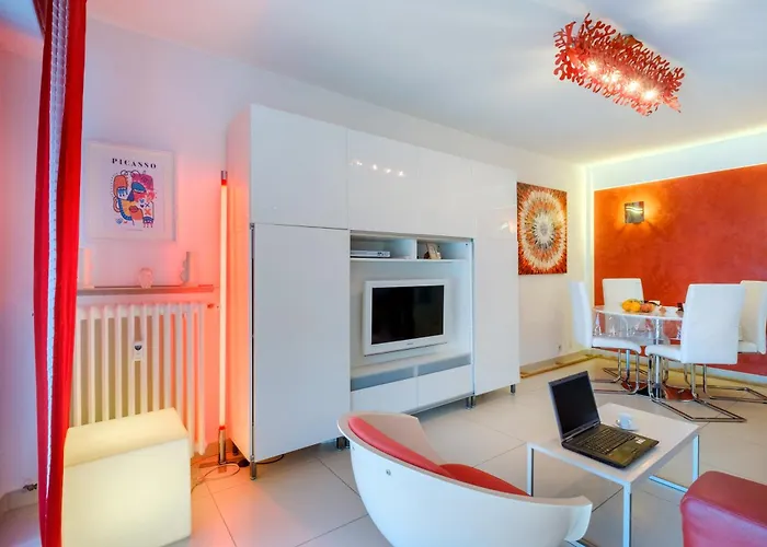 Avec Clim Et Terrasse Antibes