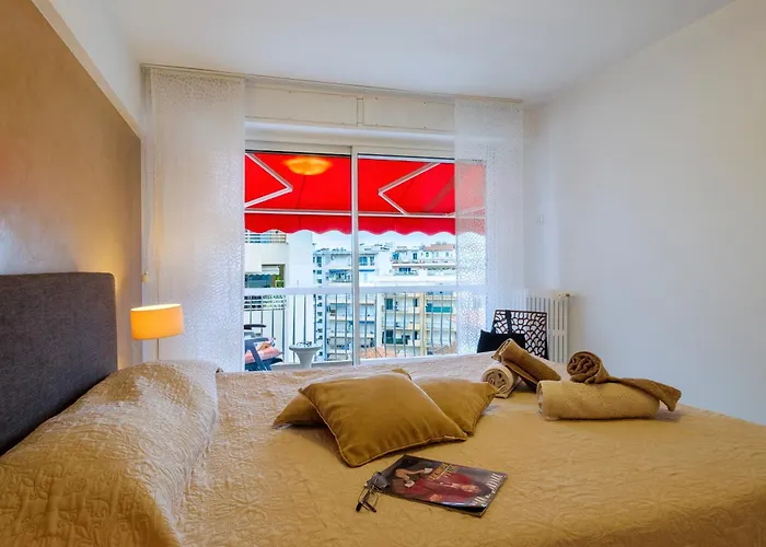 Avec Clim Et Terrasse